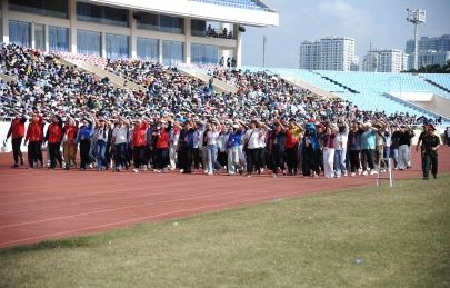 KHI CÁC NGHỊ QUYẾT CỦA ĐẢNG CHẮP CÁNH CHO SINH VIÊN VIỆT NAM PHÁT TRIỂN TOÀN DIỆN TRONG GIAI ĐOẠN MỚI